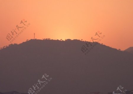 夕阳下山12变图片