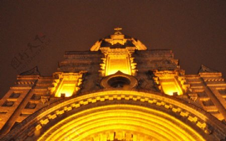 夜幕下的圣索菲亚教堂图片