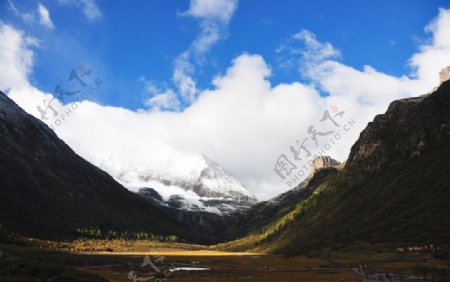 一缕阳光图片