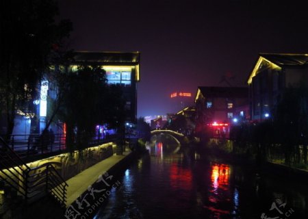 杭州信义坊夜景图片