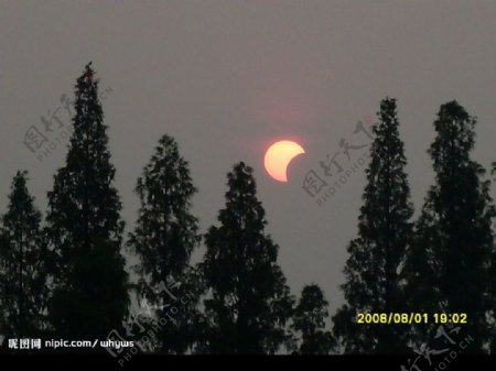 2008年8月1号日食图片