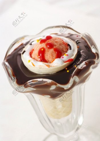 巧克力烤冰激凌图片