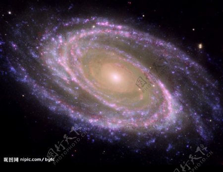 完美螺旋星系M81图片
