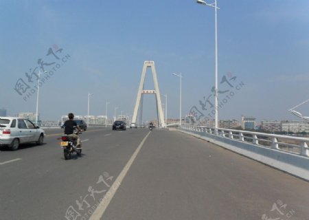 飞龙岛大桥图片