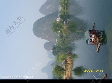 桂林山水遇龙河图片