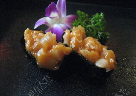 螺肉寿司图片