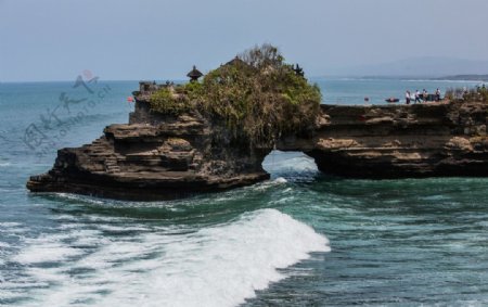 巴厘岛汹涌的海潮图片
