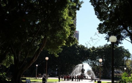 悉尼雕像喷泉图片