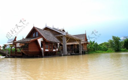 泰国水上建筑图片