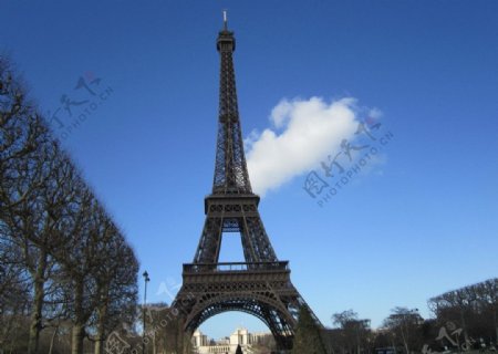 巴黎埃菲尔铁塔图片