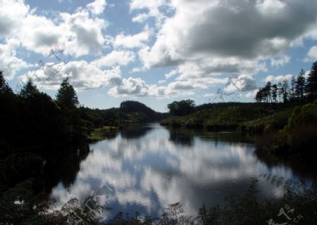 瑙鲁赫伊山原生态景区图片