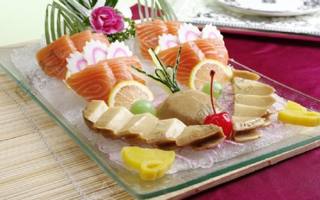 三文鱼拼素鲍寿司图片