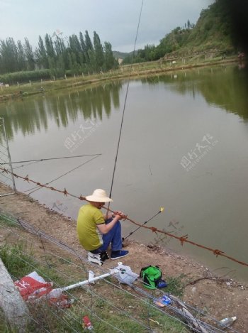 钓鱼风景图片