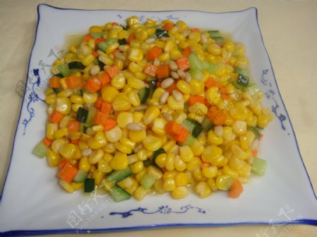 松仁玉米图片