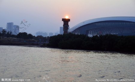 夕阳如炬图片