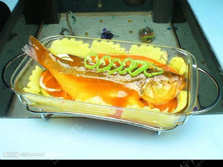 菠萝黄花鱼图片
