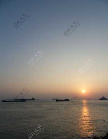 海边夕阳图片