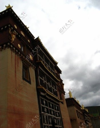 香格里拉松赞林寺图片
