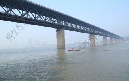 武汉长江大桥图片