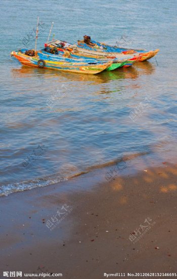 厦门的海和渔船图片