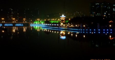 伊通河夜景图片