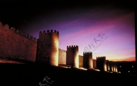 黄昏下的城堡图片