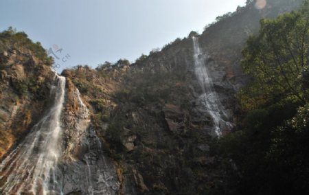 仙岩龙须潭瀑布图片