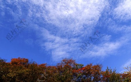 山川秋季图片