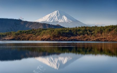 美丽日本富士山图片
