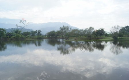 湖畔图片