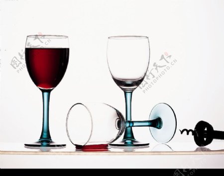 杯子红酒图片