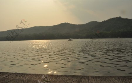 杭州西湖日落余晖图片