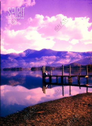 湖畔风景图片