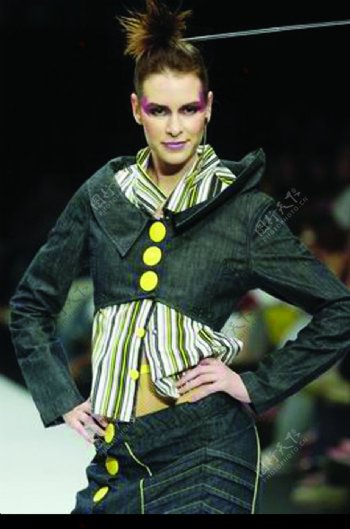 里约热内卢2004女装秋冬新品发布会0014