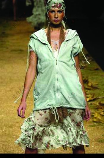 里约热内卢2004女装秋冬新品发布会0170