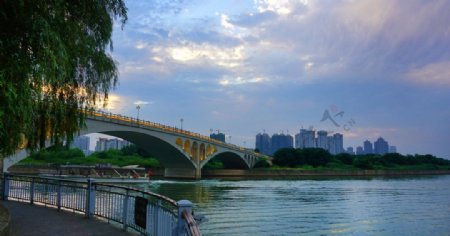 龙王港桥一景