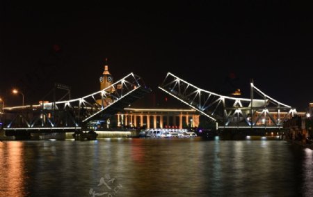 天津桥梁夜景