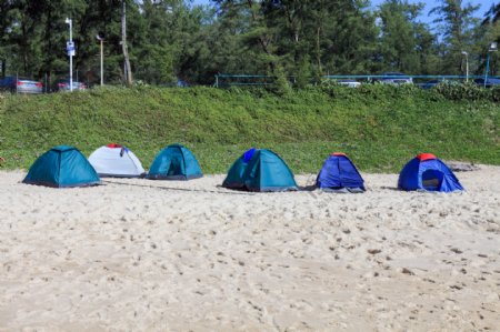 海滩帐篷露营
