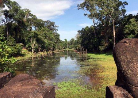 柬埔寨吴哥窟通王城护城河