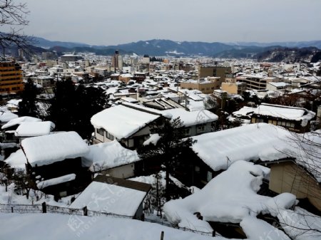 日本小镇雪景