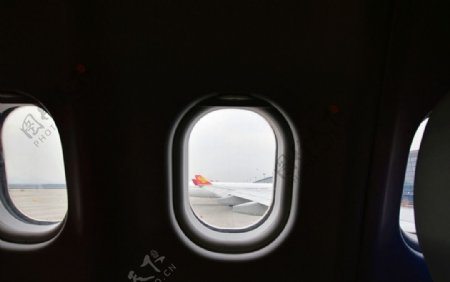 飞机窗户