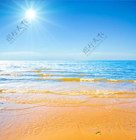 海边沙滩风光图片