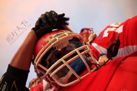 人红色体育游戏竞争斗争足球美国头盔战斗行动团队球员团队