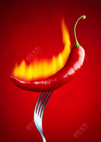 叉子上的辣椒火焰图片
