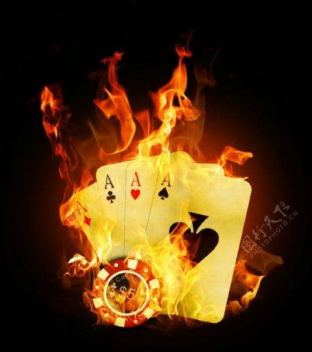 燃烧的火焰与扑克图片