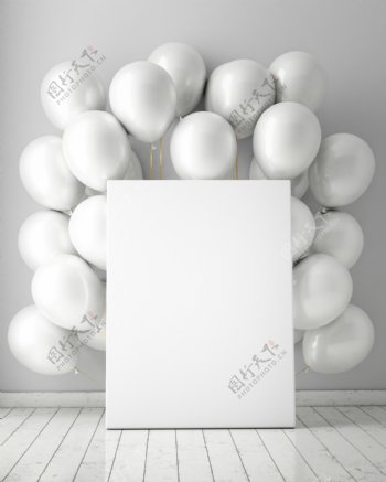 白色气球与画板图片