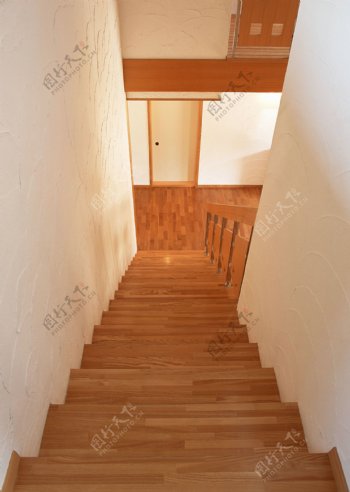 室内阶梯设计图片