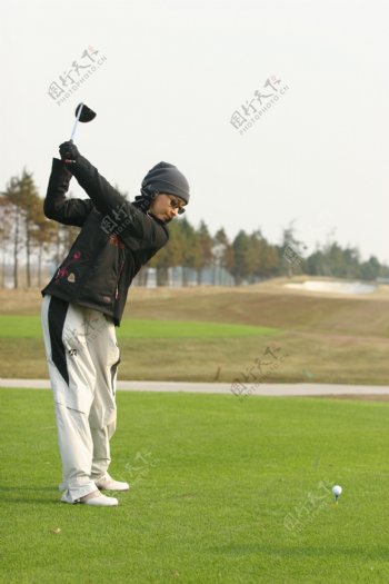 女子高尔夫球手图片