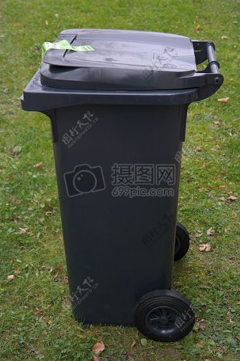 废物回收垃圾桶