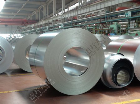 工业生产钢制品图片